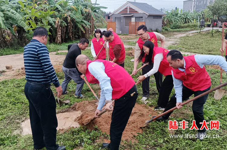 甲东4月植树活动3